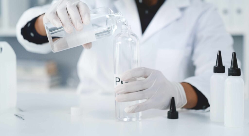 مكونات مواد التجميل